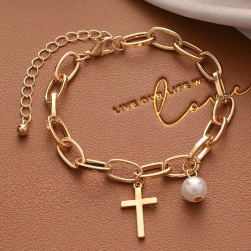 Bracelet Chaînons Ovales avec Charm Croix & Perle Fantaisie